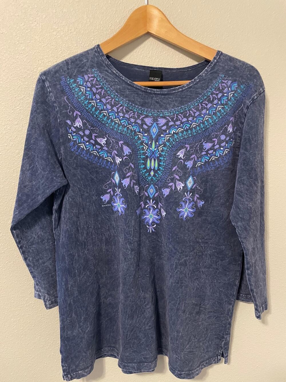 Sabaku Artwear T-Shirt Womens Small Blue Floral Long Sleeve Boho Southwestern